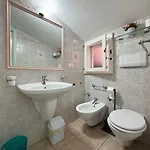 Residenza Garibaldi Vista Mare Апартаменты Ла-Маддалена