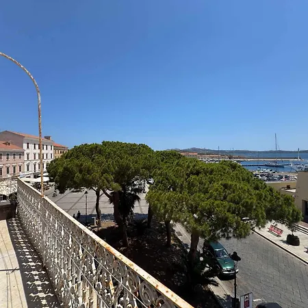 Residenza Garibaldi Vista Mare * La Maddalena (Sassari)
